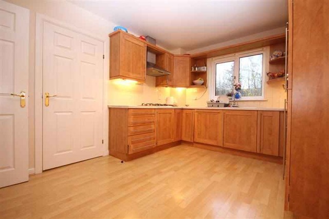  Image of 5 bedroom Detached house to rent in Birrell Gardens Murieston Livingston EH54 at Murieston West Lothian West Lothian, EH54 9LF