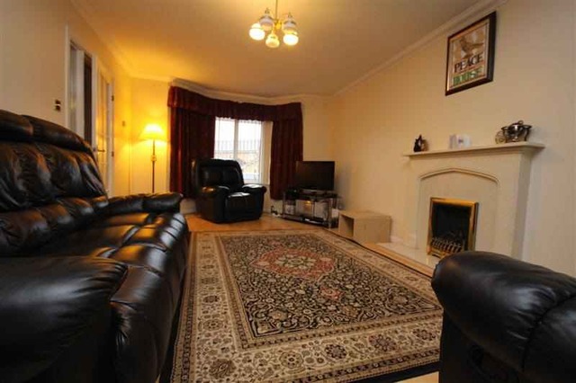  Image of 5 bedroom Detached house to rent in Birrell Gardens Murieston Livingston EH54 at Murieston West Lothian West Lothian, EH54 9LF