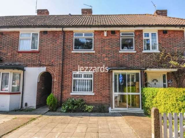  Image of 3 bedroom Terraced house for sale in Bishops Grove Hampton TW12 at Hampton, TW12 1AJ