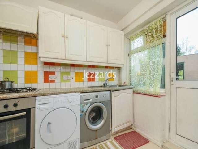  Image of 3 bedroom Terraced house for sale in Bishops Grove Hampton TW12 at Hampton, TW12 1AJ