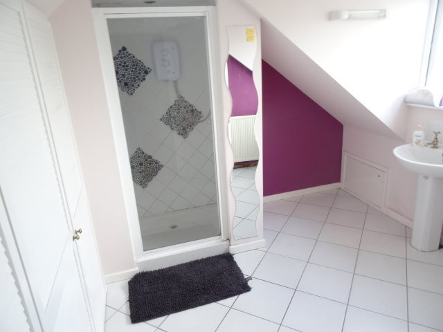  Image of 6 bedroom House Share to rent in Blakefield Walk Worcester WR2 at St Johns Worcester St John