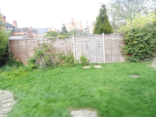  Image of 6 bedroom House Share to rent in Blakefield Walk Worcester WR2 at St Johns Worcester St John