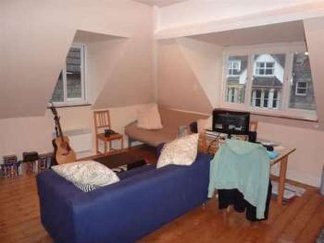  Image of 1 bedroom Flat to rent in Blenheim Road Redland Bristol BS6 at Blenheim Road  Bristol, BS6 7JW
