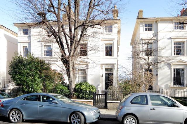  Image of 1 bedroom Property to rent in Blomfield Road London W9 at Blomfield Road  London, W9 2PD