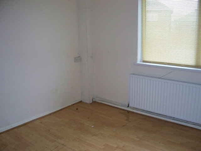  Image of 3 bedroom Semi-Detached house to rent in Boltby Lane Buttershaw Bradford BD6 at Boltby Lane  Buttershaw, Bradford, BD6 2AJ