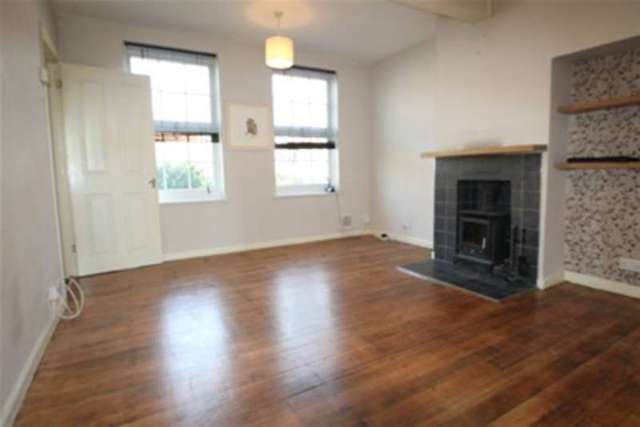  Image of 2 bedroom Detached house to rent in Boundfield Road London SE6 at London, SE6 1PD