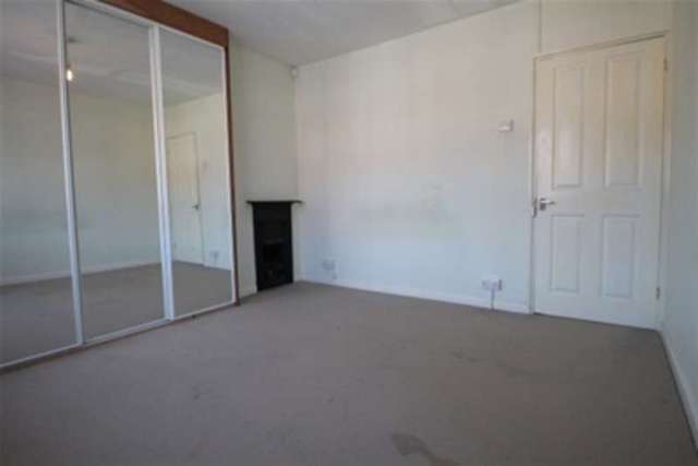  Image of 2 bedroom Detached house to rent in Boundfield Road London SE6 at London, SE6 1PD
