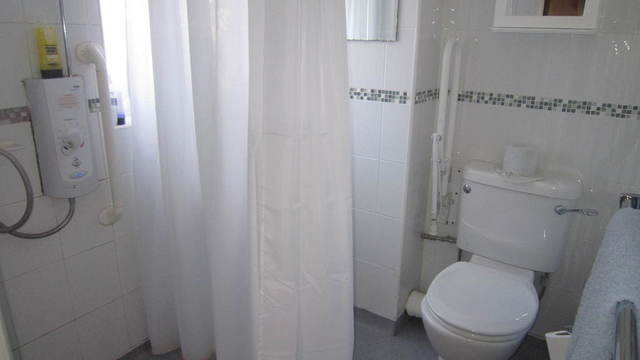  Image of 4 bedroom Detached house for sale in Bourne Avenue Hayes UB3 at Middlesex  Hayes, UB3 1QR