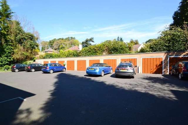  Image of 2 bedroom Flat for sale in Branksome Wood Road Westbourne Bournemouth BH4 at 41 Branksome Wood Road  Bournemouth, BH4 9JT