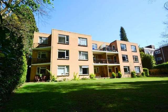  Image of 2 bedroom Flat for sale in Branksome Wood Road Westbourne Bournemouth BH4 at 41 Branksome Wood Road  Bournemouth, BH4 9JT