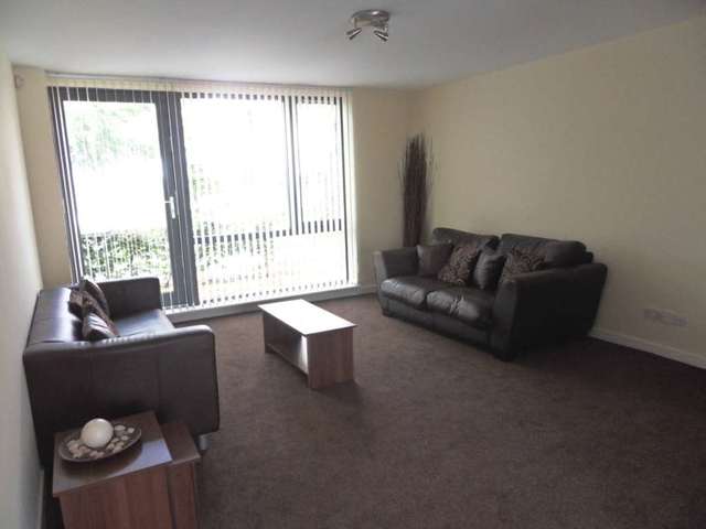  Image of 2 bedroom Flat to rent in Brabloch Park Paisley PA3 at Brabloch Park  Paisley, PA3 4QD