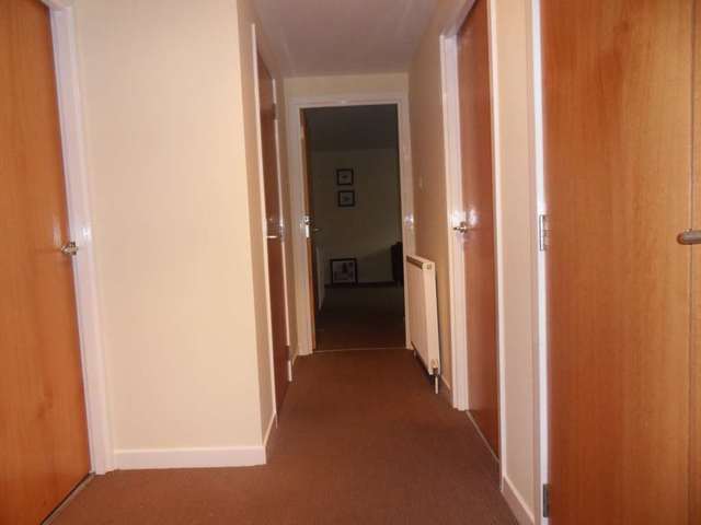  Image of 2 bedroom Flat to rent in Brabloch Park Paisley PA3 at Brabloch Park  Paisley, PA3 4QD
