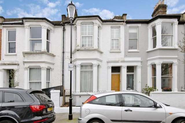  Image of 3 bedroom Property to rent in Bracewell Road London W10 at Bracewell Road  London, W10 6AE