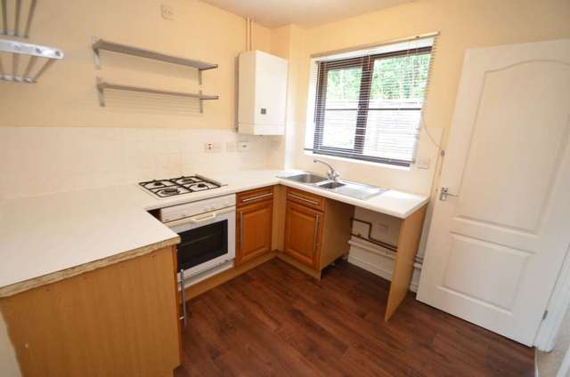  Image of 5 bedroom Detached house for sale in Fosters Lane Bradwell Milton Keynes MK13 at Fosters Lane Bradwell Milton Keynes, MK13 9HZ