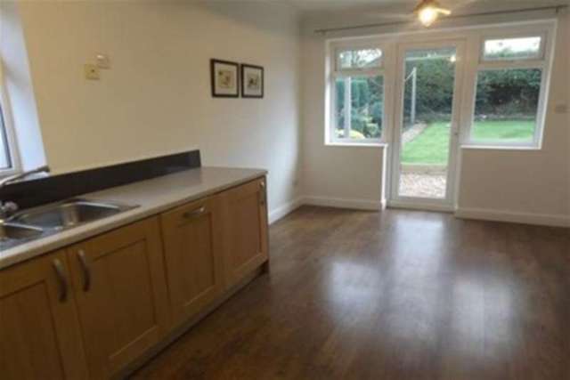  Image of 3 bedroom Detached house to rent in Braeside Avenue Hawarden Deeside CH5 at Deeside, CH5 3HW