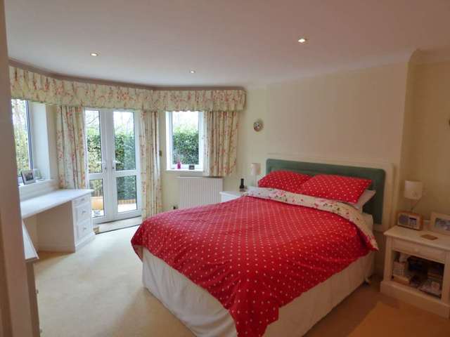  Image of 4 bedroom Detached house for sale in Broadley Drive Torquay TQ2 at Broadley Drive Livermead Torquay, TQ2 6UE