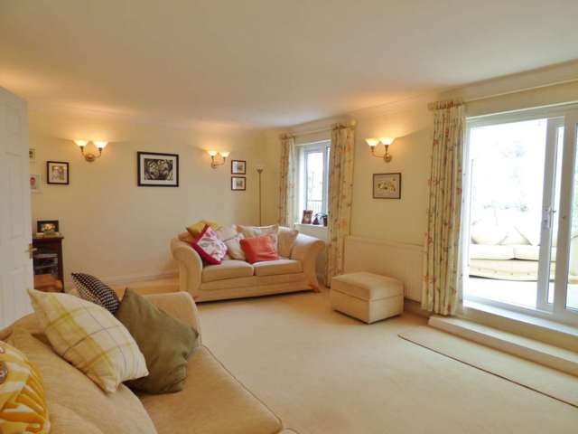  Image of 4 bedroom Detached house for sale in Broadley Drive Torquay TQ2 at Broadley Drive Livermead Torquay, TQ2 6UE