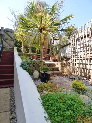  Image of 4 bedroom Detached house for sale in Broadley Drive Torquay TQ2 at Broadley Drive Livermead Torquay, TQ2 6UE
