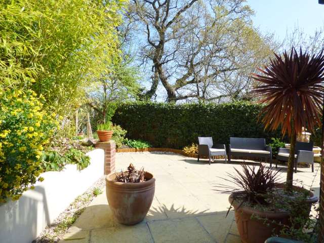  Image of 4 bedroom Detached house for sale in Broadley Drive Torquay TQ2 at Broadley Drive Livermead Torquay, TQ2 6UE