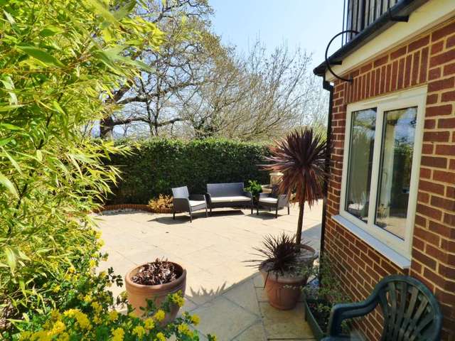  Image of 4 bedroom Detached house for sale in Broadley Drive Torquay TQ2 at Broadley Drive Livermead Torquay, TQ2 6UE