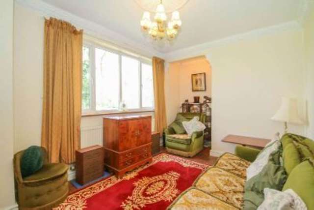  Image of 5 bedroom Detached house for sale in Brooks Drive Hale Barns Altrincham WA15 at ALTRINCHAM, WA15 8TR