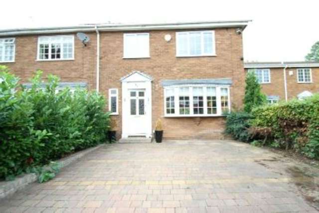  Image of 3 bedroom Semi-Detached house to rent in Broomfield Lane Hale Altrincham WA15 at ALTRINCHAM, WA15 9AS
