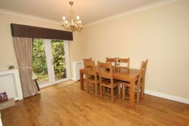  Image of 3 bedroom Semi-Detached house to rent in Broomfield Lane Hale Altrincham WA15 at ALTRINCHAM, WA15 9AS
