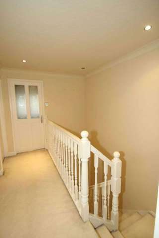  Image of 3 bedroom Semi-Detached house to rent in Broomfield Lane Hale Altrincham WA15 at ALTRINCHAM, WA15 9AS