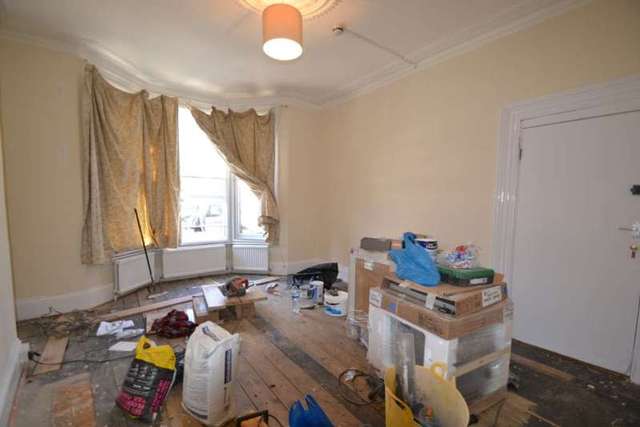  Image of 1 bedroom Flat to rent in Broomhouse Road London SW6 at Broomhouse Road  London, SW6 3QU
