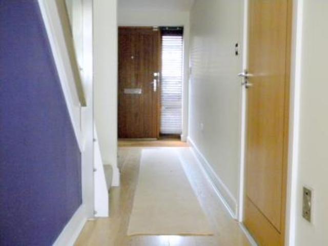  Image of 4 bedroom Town House to rent in Kingfisher Close Broxbourne EN10 at Kingfisher Close  Broxbourne, EN10 7FG