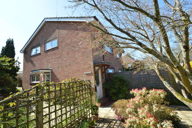  Image of 2 bedroom Maisonette for sale in Broxburn Close Chandler