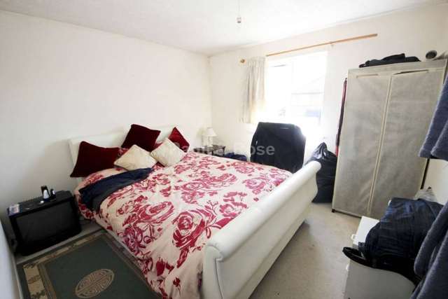  Image of 1 bedroom Flat for sale in Burton Court Peterborough PE1 at Burton Court  Peterborough, PE1 5AF
