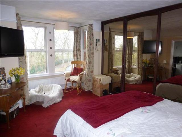  Image of 5 bedroom Detached house for sale in Finch Lane Bushey WD23 at Bushey, WD23 3AH