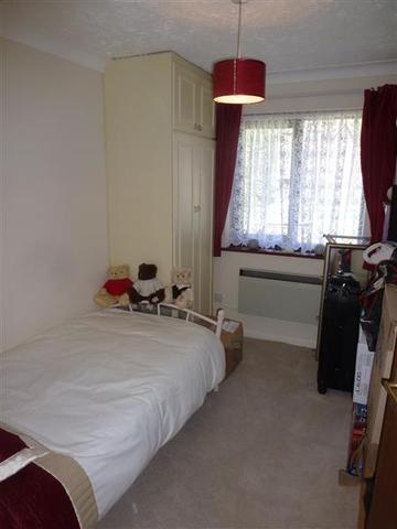  Image of 2 bedroom Retirement Property for sale in Meadowcroft High Street Bushey WD23 at Bushey, WD23 3BX