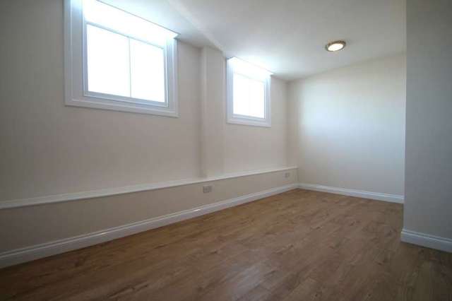  Image of 2 bedroom Flat to rent in Caedmon Road London N7 at Caedmon Road  London, N7 6DH