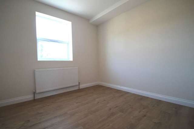  Image of 2 bedroom Flat to rent in Caedmon Road London N7 at Caedmon Road  London, N7 6DH