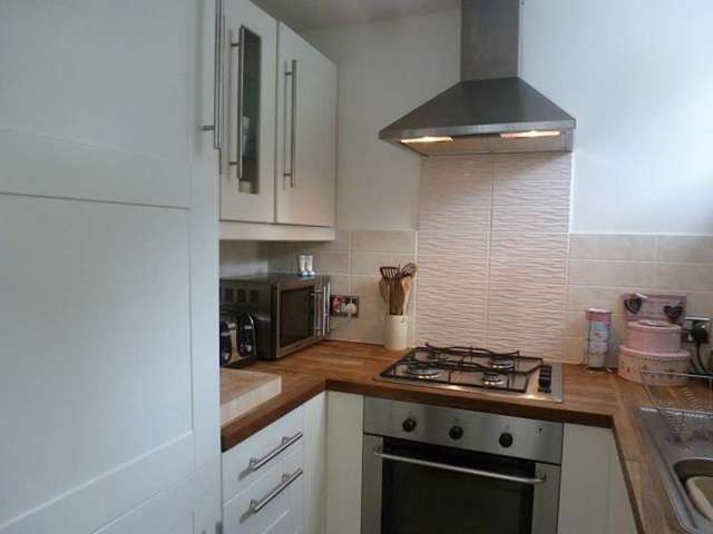  Image of 1 bedroom Flat to rent in Cambridge Road Godmanchester Huntingdon PE29 at 25 Cambridge Road  Godmanchester, PE29 2BW