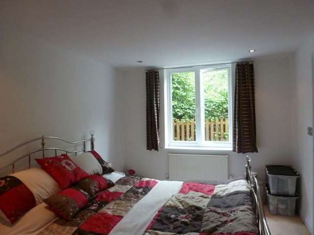  Image of 1 bedroom Flat to rent in Cambridge Road Godmanchester Huntingdon PE29 at 25 Cambridge Road  Godmanchester, PE29 2BW