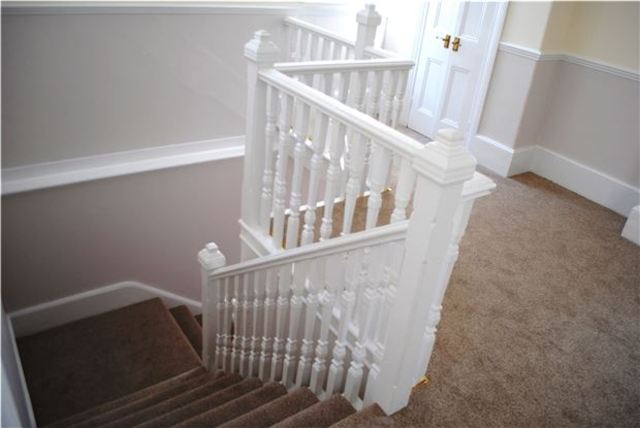  Image of 2 bedroom Flat for sale in Cantelupe Road Bexhill-on-Sea TN40 at East Sussex, TN40 1JG
