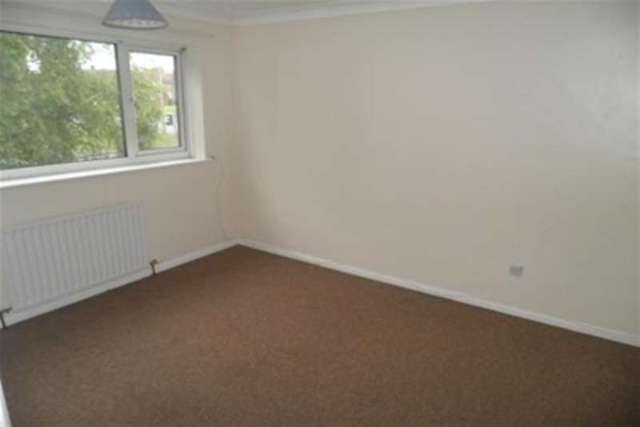  Image of 3 bedroom Detached house to rent in Canterbury Road Sittingbourne ME10 at Sittingbourne, ME10 4JA