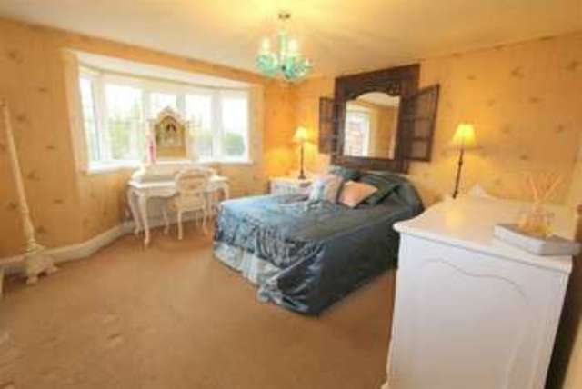  Image of 3 bedroom Property for sale in Carlton Road St. Annes Lytham St. Annes FY8 at Carlton Road Lytham St Annes Lytham St Annes, FY8 1UT