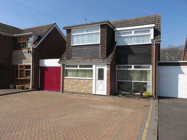  Image of 4 bedroom Detached house for sale in Castle Drive Willenhall WV12 at Willenhall, WV12 4QY