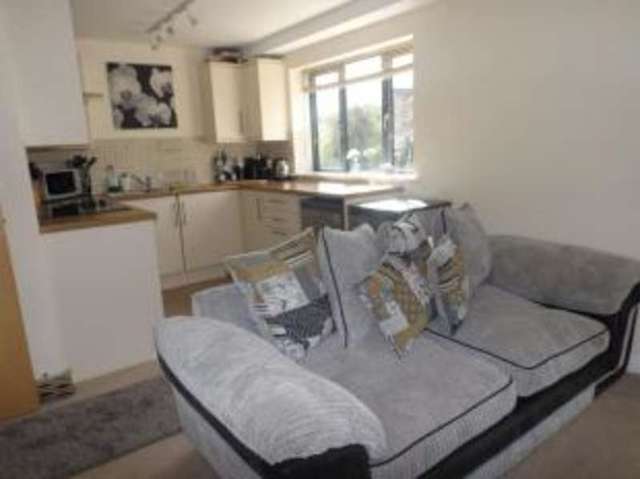  Image of 2 bedroom Flat for sale in Castle Road Kidderminster DY11 at Castle Road Kidderminster Blakebrook, DY11 6DX