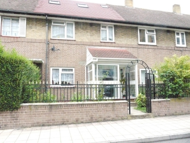 Image of 4 bedroom Flat to rent in Cephas Street London E1 at Whitechapel  London, E1 4JD