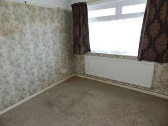  Image of 3 bedroom Bungalow for sale in Chapel Close Toddington Dunstable LU5 at Chapel Close  Toddington, LU5 6AZ