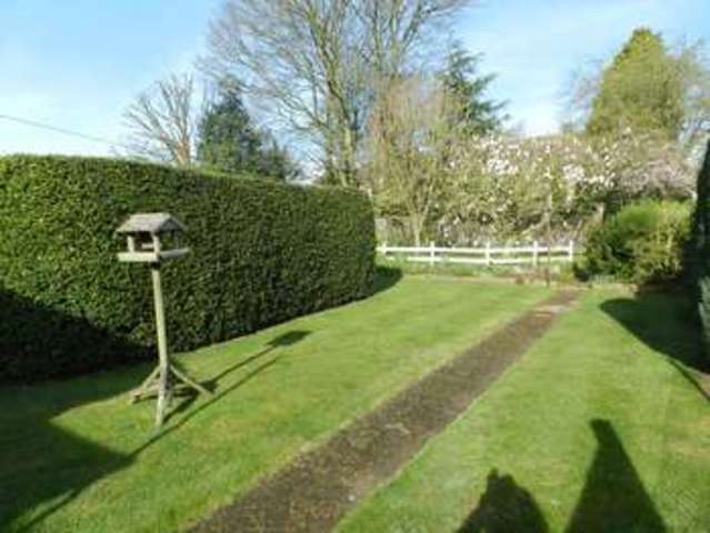  Image of 3 bedroom Bungalow for sale in Chapel Close Toddington Dunstable LU5 at Chapel Close  Toddington, LU5 6AZ