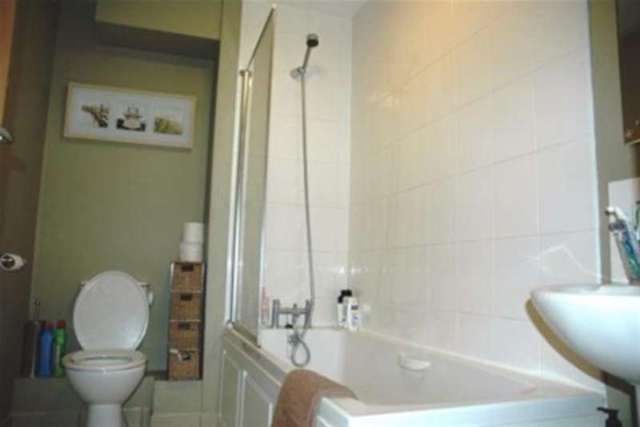  Image of 2 bedroom Flat to rent in Brookbridge Court Derby DE1 at Derby, DE1 3LG