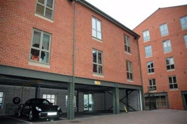  Image of 2 bedroom Flat to rent in Brookbridge Court Derby DE1 at Derby, DE1 3LG