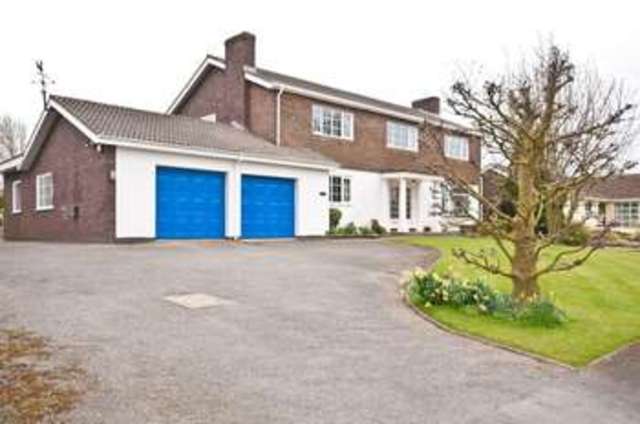  Image of 4 bedroom Detached house for sale in Chapel Lane Swallow Market Rasen LN7 at Chapel Lane  Swallow, LN7 6DE