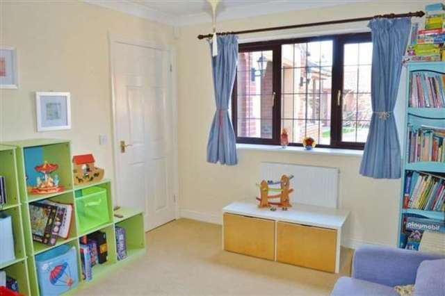  Image of 5 bedroom Detached house for sale in Charnwood Close Barrowby Grantham NG32 at Barrowby, NG32 1BE